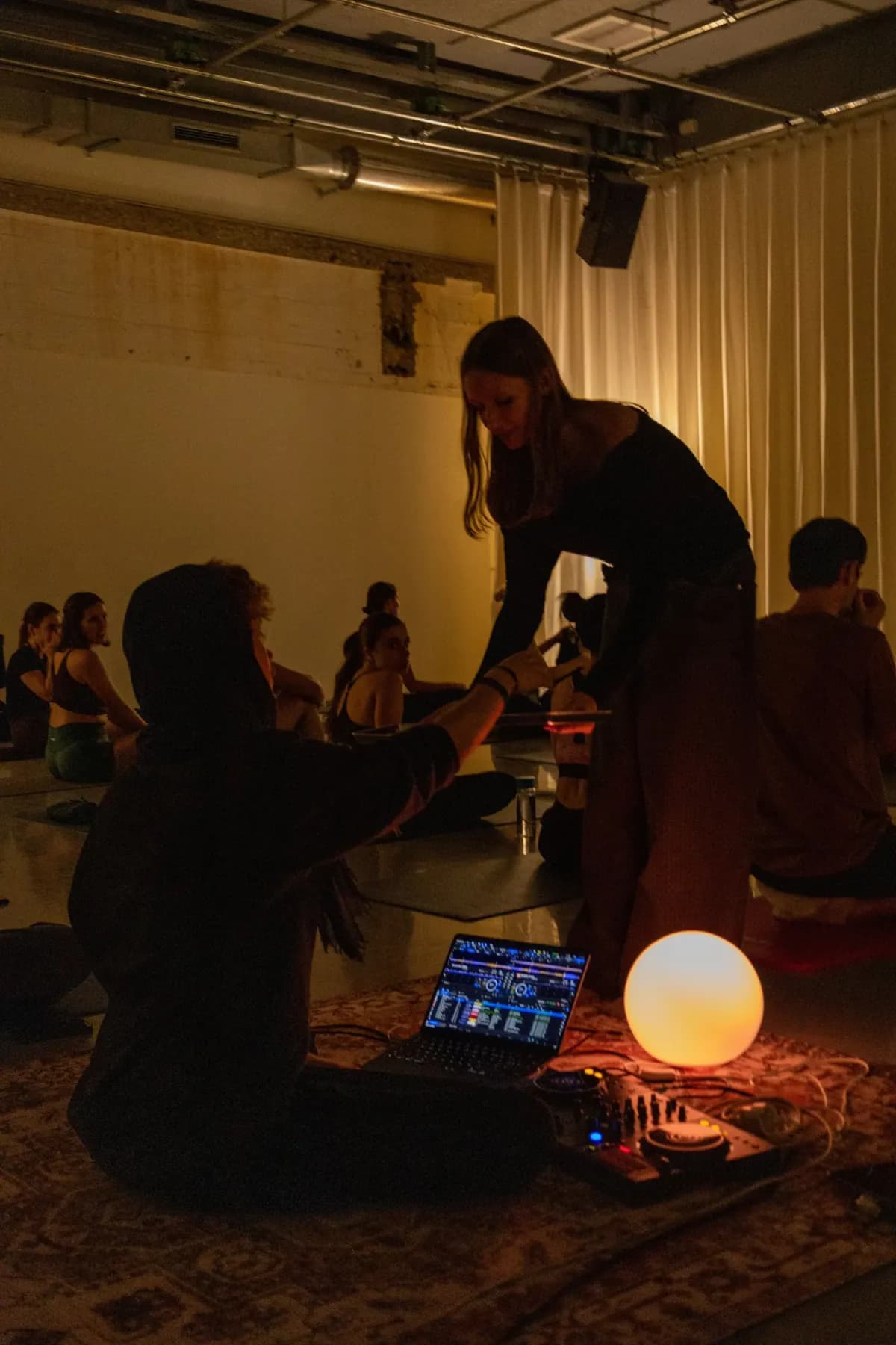Techno Yoga Rotterdam Tour